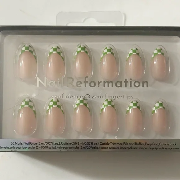 Nail Reformation Green and Cream Press-On Nails - Picture 1 of 1